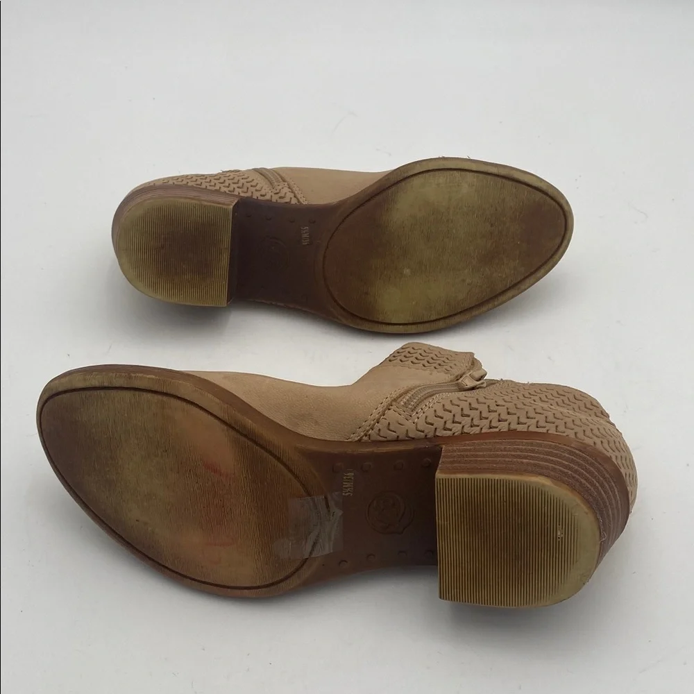 Lucky Brand Women's Tan Ankle Booties women 5.5M leather casual festival office